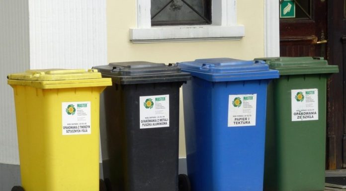 Dwie oferty na odbiór i zagospodarowanie odpadów komunalnych w Bochni