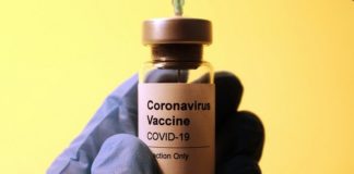 Prof. Horban: zaszczepieni na COVID-19 nie będą zarażali, bo nie będą zakażeni