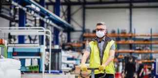 W tych branżach próżno szukać pracy. A gdzie zatrudniają podczas pandemii?