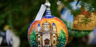 Bombki choinkowe na 400-lecie parafii w Nowym Wiśniczu – ZDJĘCIA