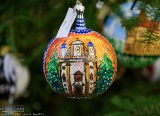 Bombki choinkowe na 400-lecie parafii w Nowym Wiśniczu – ZDJĘCIA