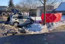 Tragiczny wypadek w Strzelcach Małych. 39-latek zginął na miejscu, jego 10-letni syn jest w stanie ciężkim