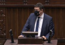 „Hasło, że firmy padają, nie znajduje potwierdzenia w danych”