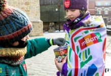 Bochnia. Kwesta na rzecz WOŚP, wpłaty także przez internet – ZDJĘCIA