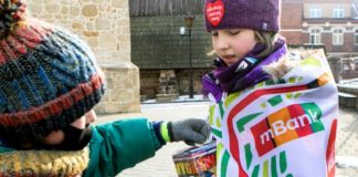 Bochnia. Kwesta na rzecz WOŚP, wpłaty także przez internet – ZDJĘCIA