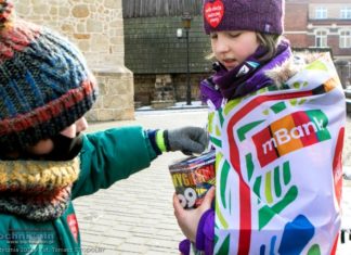 Bochnia. Kwesta na rzecz WOŚP, wpłaty także przez internet – ZDJĘCIA