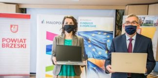 Nowe komputery dla kształcących się zawodowo w powiecie brzeskim