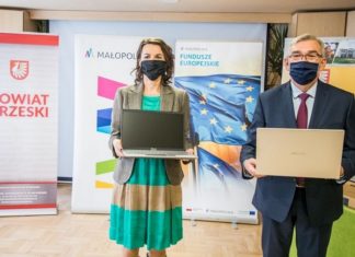 Nowe komputery dla kształcących się zawodowo w powiecie brzeskim