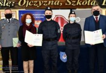 Bochnia. W II LO działają dwie klasy o profilu policyjnym. Większość stanowią w nich dziewczęta