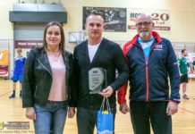 Ręczna: Podziękowania MOSiR dla Marcina Janasa