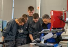 ZS Nr 2 współpracuje z BOHLE Polska. Praktyki dla uczniów w nowoczesnym zakładzie