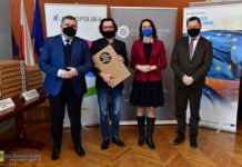 Powiat bocheński. Laptopy do nauki zdalnej dla uczniów i nauczycieli