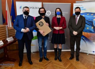 Powiat bocheński. Laptopy do nauki zdalnej dla uczniów i nauczycieli