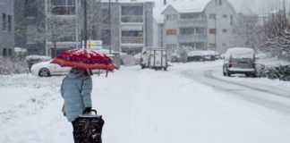 Nadchodzi śnieżyca. W niedzielę i poniedziałek intensywne opady. IMGW wydał ostrzeżenie 2. stopnia