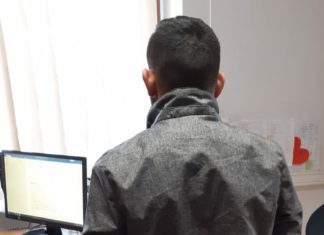 18-latek z Rumunii przyłapany na kradzieży sklepowej