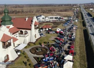 Rzezawa. Charytatywny kiermasz dla Marcelka przy Hotelu Kasztel – WIDEO