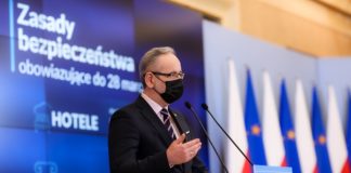 Niedzielski: materializuje się czarny scenariusz, jeśli chodzi o tempo rozwoju pandemii