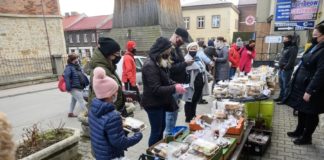 Bochnia. Ponad 8 tys. zł z kiermaszu dla Marcelka – ZDJĘCIA