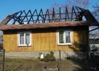 Bochnia. Pożar strawił dach domu pana Piotra. Ruszyła zbiórka funduszy na remont