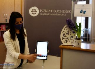 Wideotłumacz języka migowego w bocheńskim starostwie