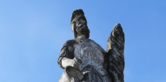 Brzesko. Figura Św. Floriana na Rynku zostanie odnowiona