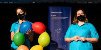 Uczniowie z Rzezawy poznają tajemnice bezwładności