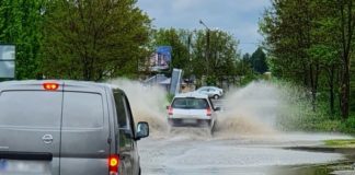 Magistrat o zalewaniu ulicy Gazowej: By rozwiązać problem, potrzeba kilku milionów złotych