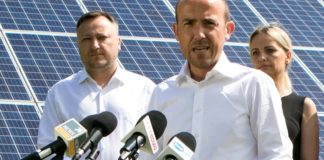 Borys Budka na Bocheńszczyźnie. Apel o wycofanie się ze zmian dotyczących fotowoltaiki