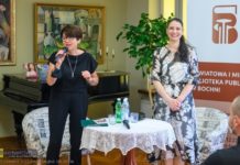 Biblioteka: Spotkanie z Ałbeną Grabowską – ZDJĘCIA