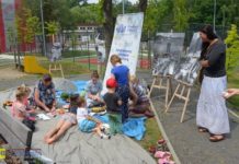 Śniadanie na trawie przy tężni solankowej – ZDJĘCIA