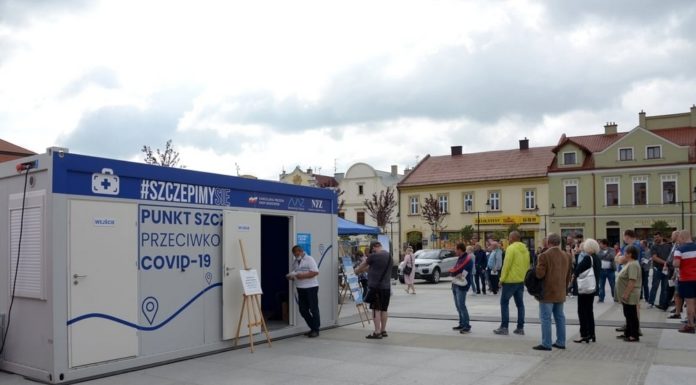 Ekspert: W pełni zaszczepionych jest za mało, aby powstrzymać czwartą falę