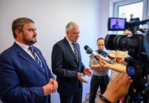 Poseł Bukowiec: Mieliśmy rację, a PiS prowadzi Polskę do polexitu