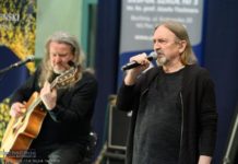 Wkrótce 70. urodziny Marka Piekarczyka – Honorowy Ambasador Bochni zaśpiewa w Teatrze Groteska