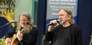 Wkrótce 70. urodziny Marka Piekarczyka – Honorowy Ambasador Bochni zaśpiewa w Teatrze Groteska