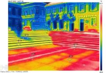 Bochnia i upały. Schody w Rynku rozgrzane do 50°C – zdjęcia z kamery termowizyjnej