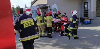 Wypadek w Rajbrocie. Maszyna wciągnęła kobiecie rękę