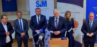 Tanie mieszkania w ramach SIM. Uroczystość w Brzesku, gorzkie uwagi o Bochni