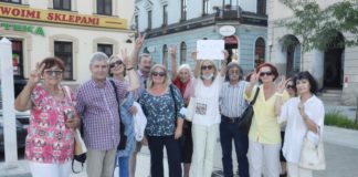 „Wolne media, wolni ludzie, wolna Polska!”. Przeciwko „lex TVN” protestowano również w Bochni