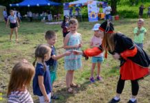 Bochnia. Piknik literacki na osiedlu Kurów – ZDJĘCIA