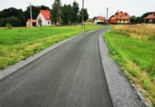 Brzesko i Nowy Wiśnicz wspólnie sfinansowały remont drogi w Kobylu