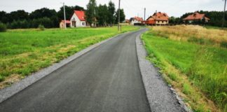 Brzesko i Nowy Wiśnicz wspólnie sfinansowały remont drogi w Kobylu