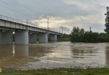 ? Raba przekroczyła stan alarmowy. Jak sytuacja w Dobczycach? – ZDJĘCIA, WIDEO
