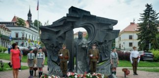 77. rocznica wybuchu Powstania Warszawskiego – ZDJĘCIA