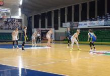 1. liga koszykówki. Pierwszy sparing przed sezonem. Wkrótce towarzyski turniej w Bochni