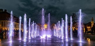 Bochnia. Fontanna multimedialna na Rynku już działa – ZDJĘCIA, WIDEO