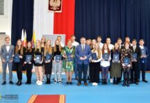 Starosta nagrodził najlepszych uczniów – LISTA, ZDJĘCIA