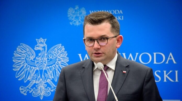 Wojewoda: Będziemy zmniejszać liczbę „łóżek covidowych” w szpitalach