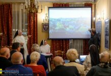 Otwarto wystawę „Bochnia pomaga czortkowianom” – ZDJĘCIA