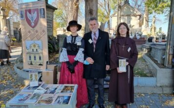 Bochnia. Ponad 12 tys. zł z kwesty na rzecz ratowania cmentarnych zabytków