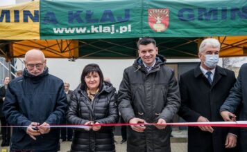 Otwarcie rozbudowanej oczyszczalni ścieków w Kłaju